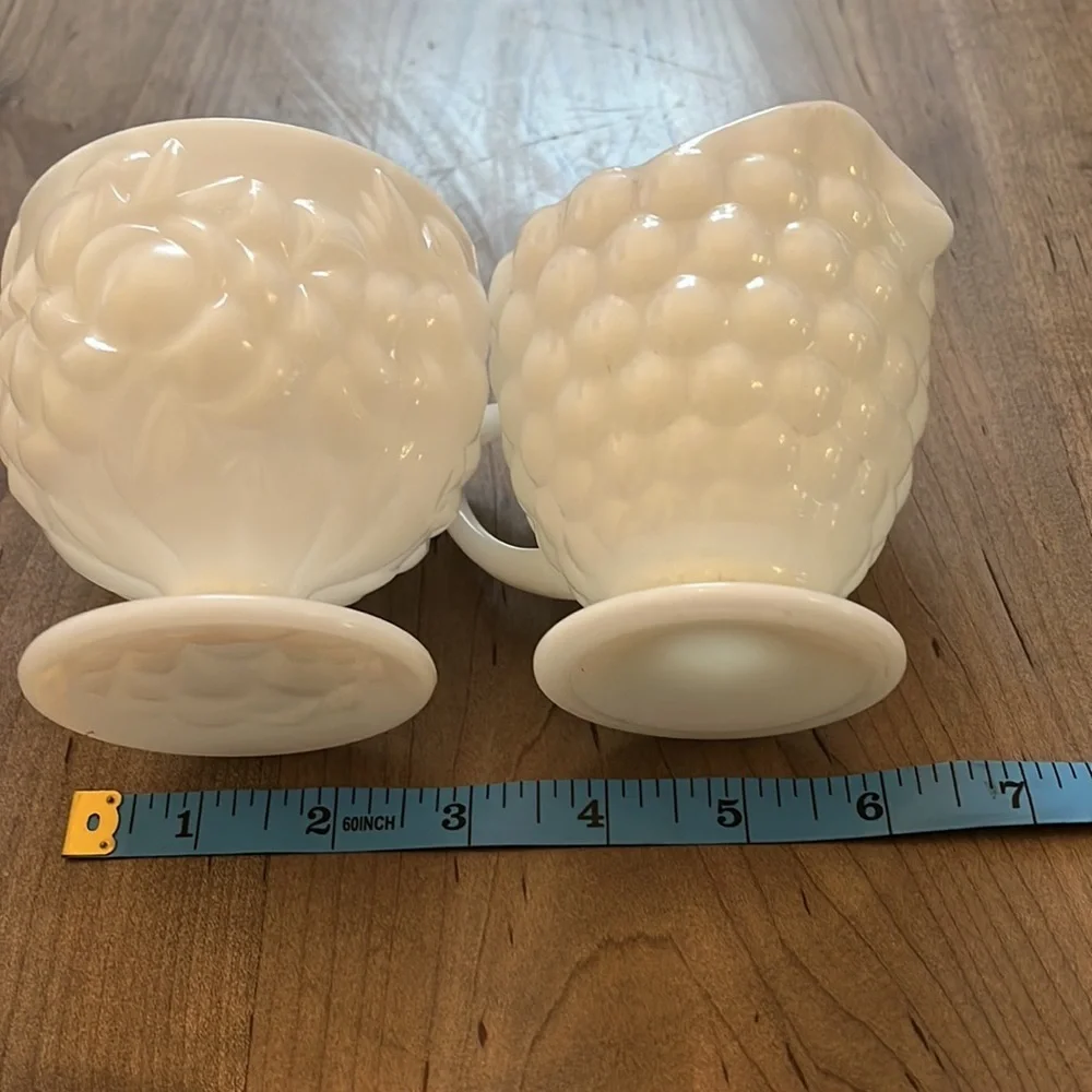 Vintage Creamer and Sugar Bowl Set White Bubble Milk Glass Fire King - Picture 4 of 5